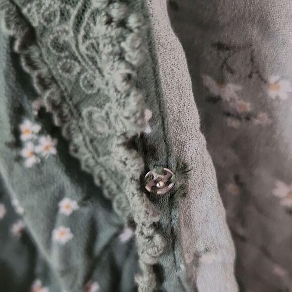 Mi Ami Green Floral Wrap Top Size S - Picture 6 of 11